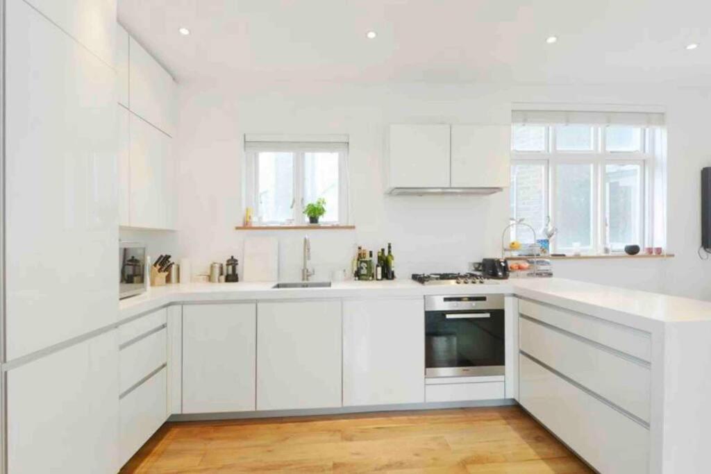 Designer 2 Bedroom Pimlico ลอนดอน ภายนอก รูปภาพ